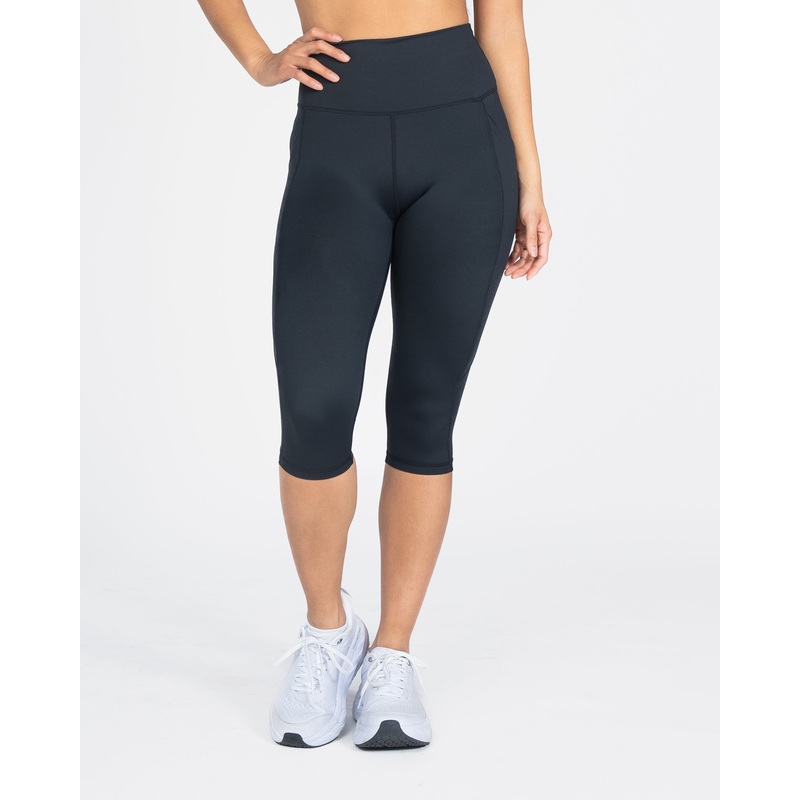 Lux Pace Crops (15 in.) – Black