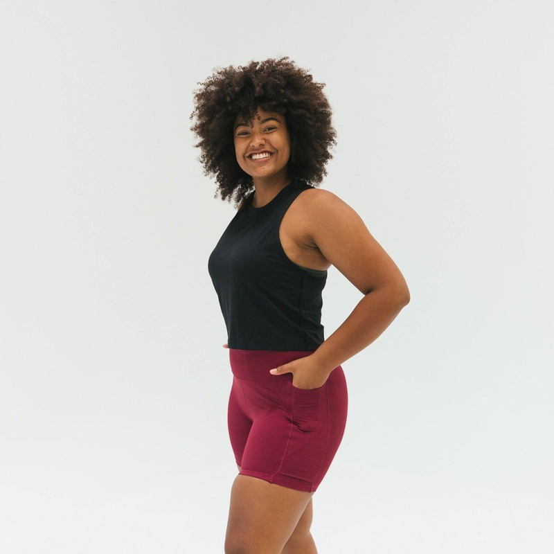Energy Cropped Tank Top – Black
