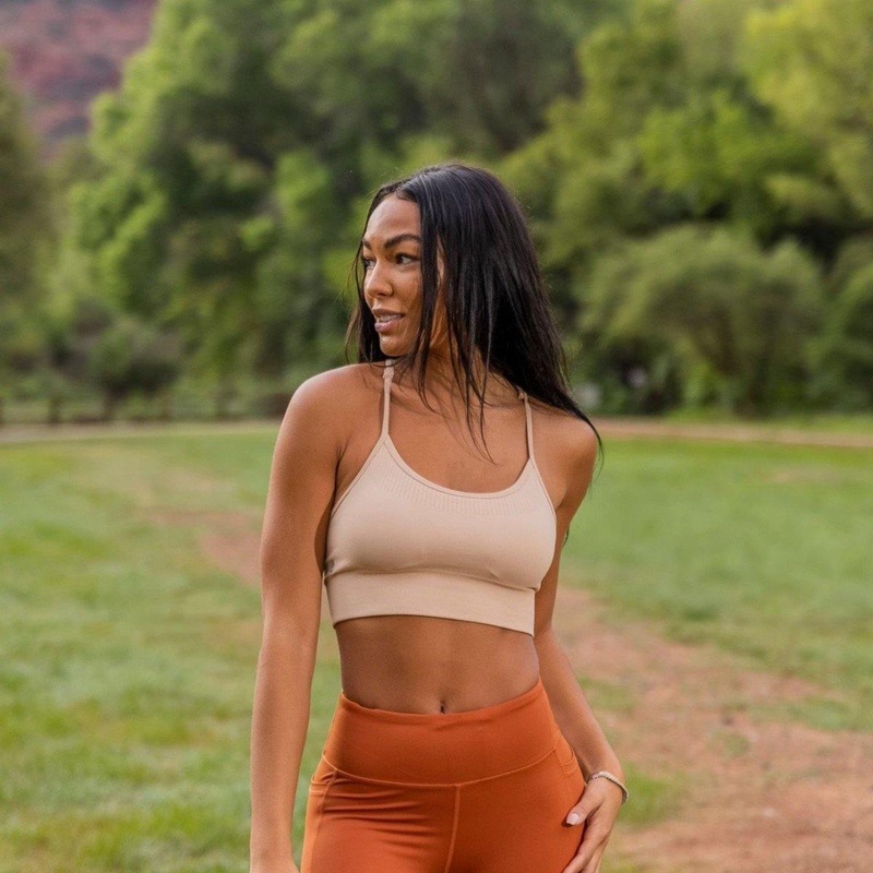 Unwind Seamless Bra – Latte – FINAL SALE
