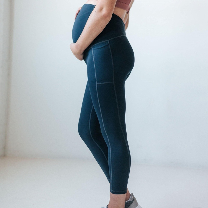 Lux Mamacita Maternity Capris – Navy – XS & S ONLY – FINAL SALE