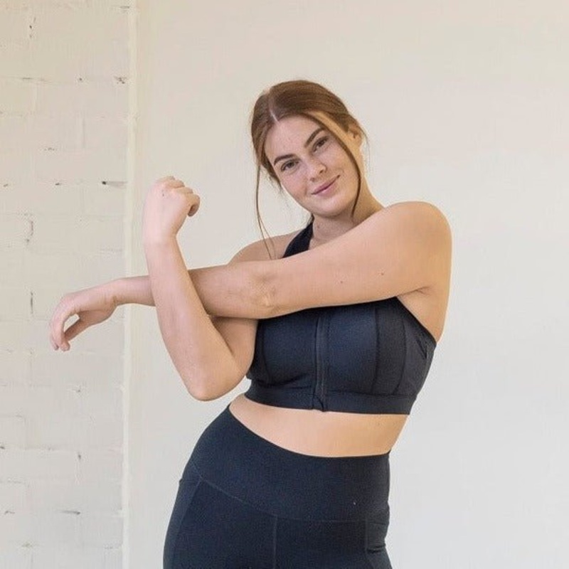 Run Free Zip Up Bra – Black – FINAL SALE