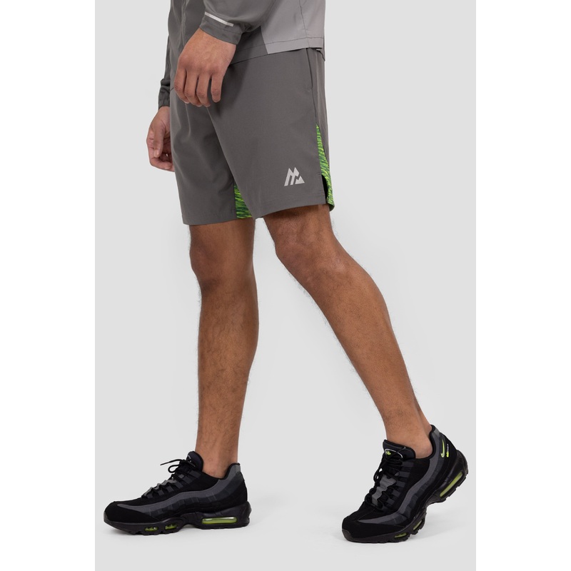 Trail Panel Short – Grey/Green/Black