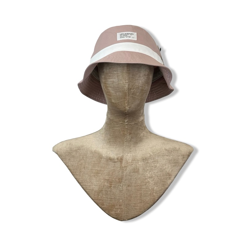 Levi’s Pink Logo Front Bucket Hat