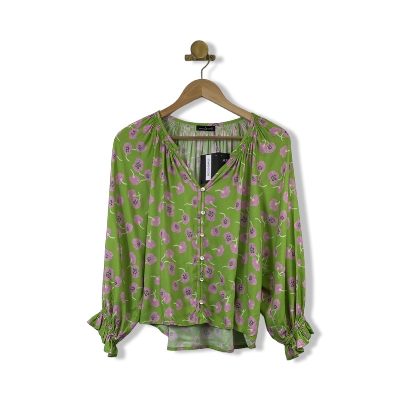 Area Stars Floral Button Up Blouse