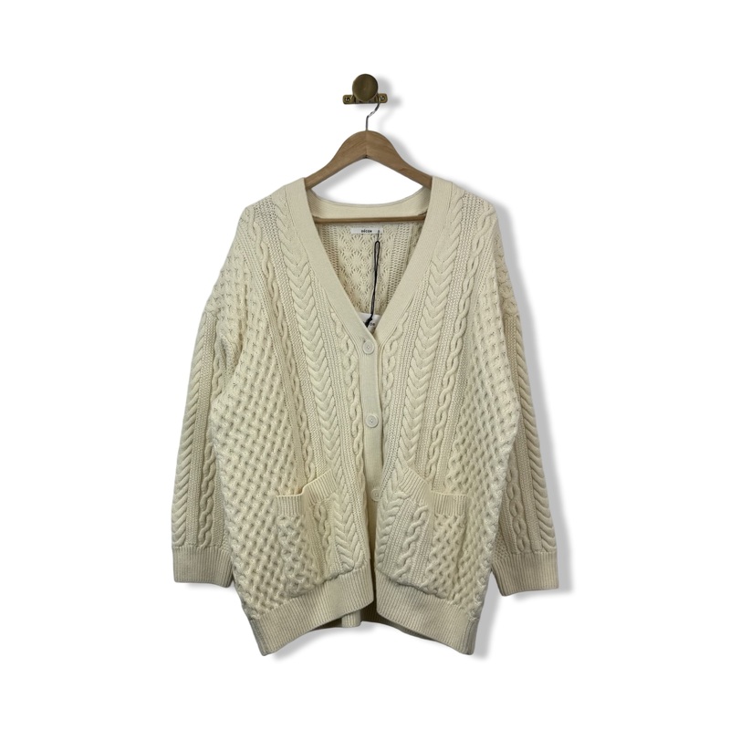 Decor Cable Knit Cardigan