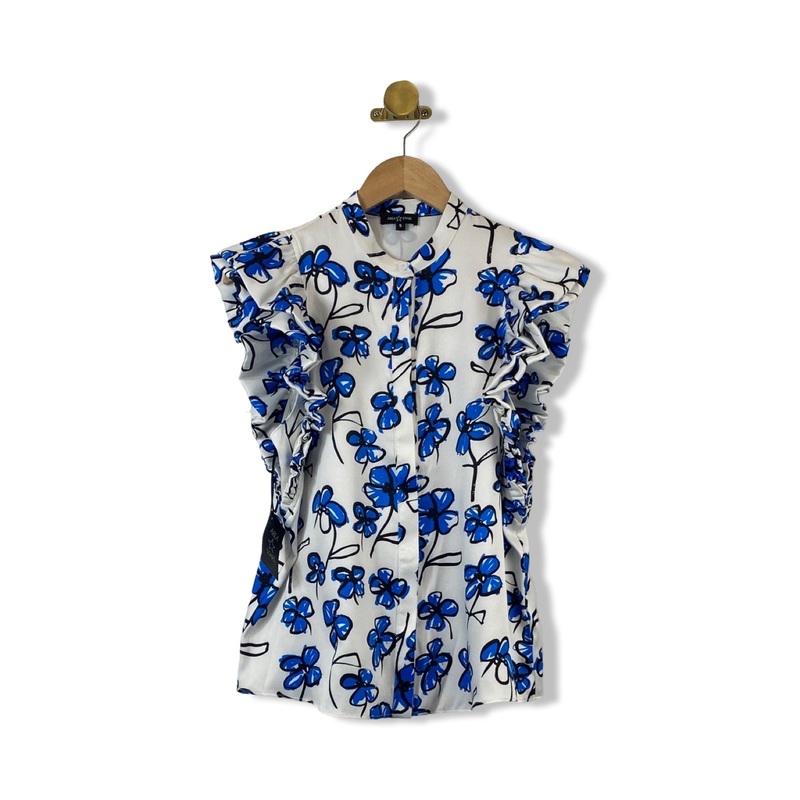 Area Stars Floral Ruffle Sleeve Top
