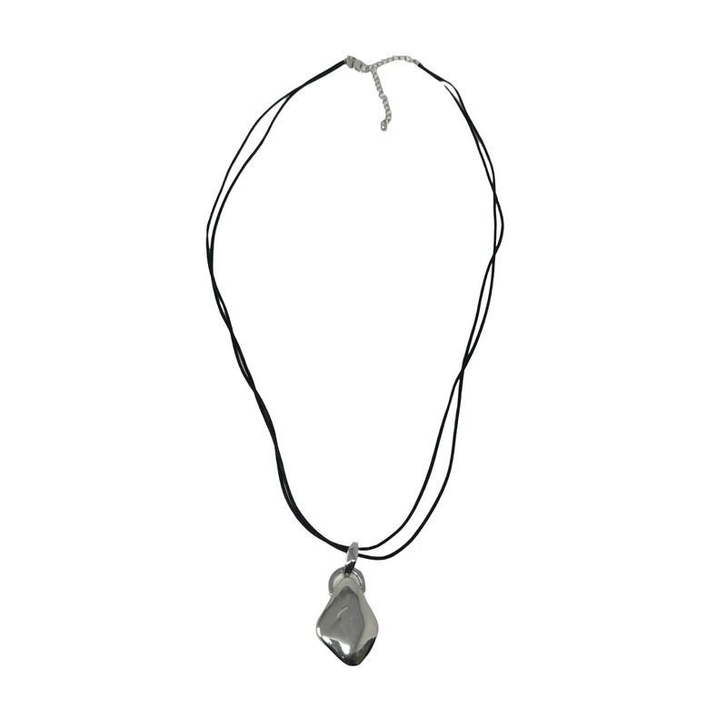 Long Cord Metal Pendant Necklace
