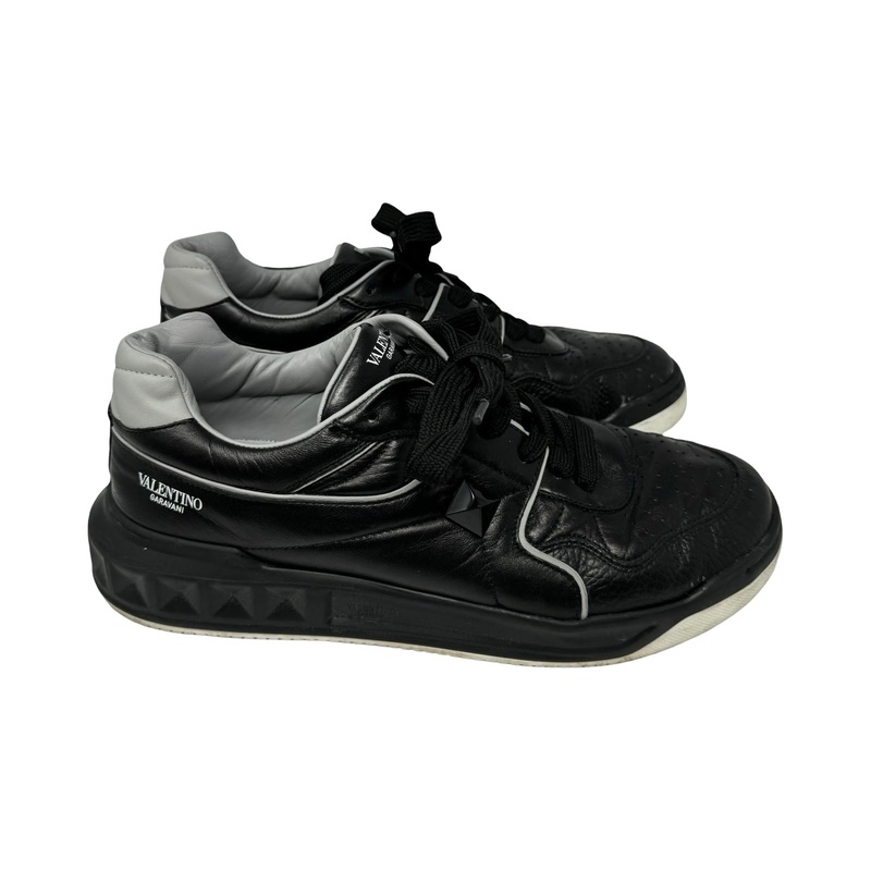 Valentino Garavani Rockstud Leather Platform Sneakers