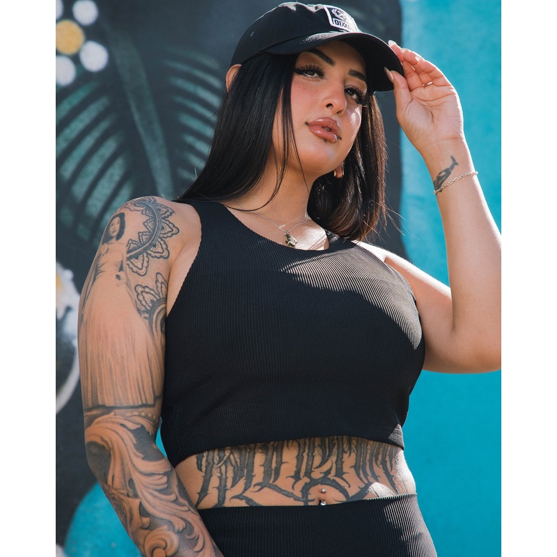Women’s Ribbed Crop Top – Black