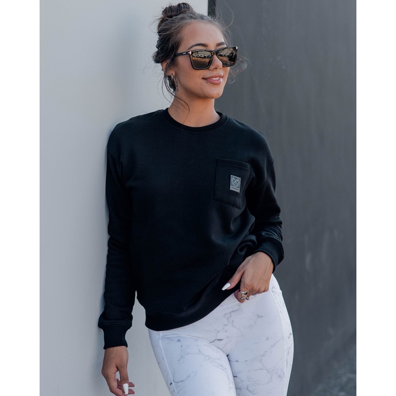 Women’s Pocket Crewneck Sweatshirt – Black