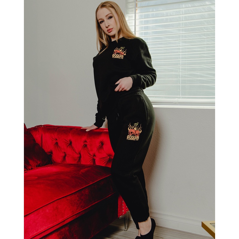 Women’s Cherry Bombs Sweatpants – Black