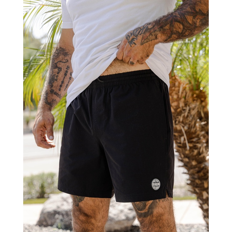 Black 7″ Boardshorts