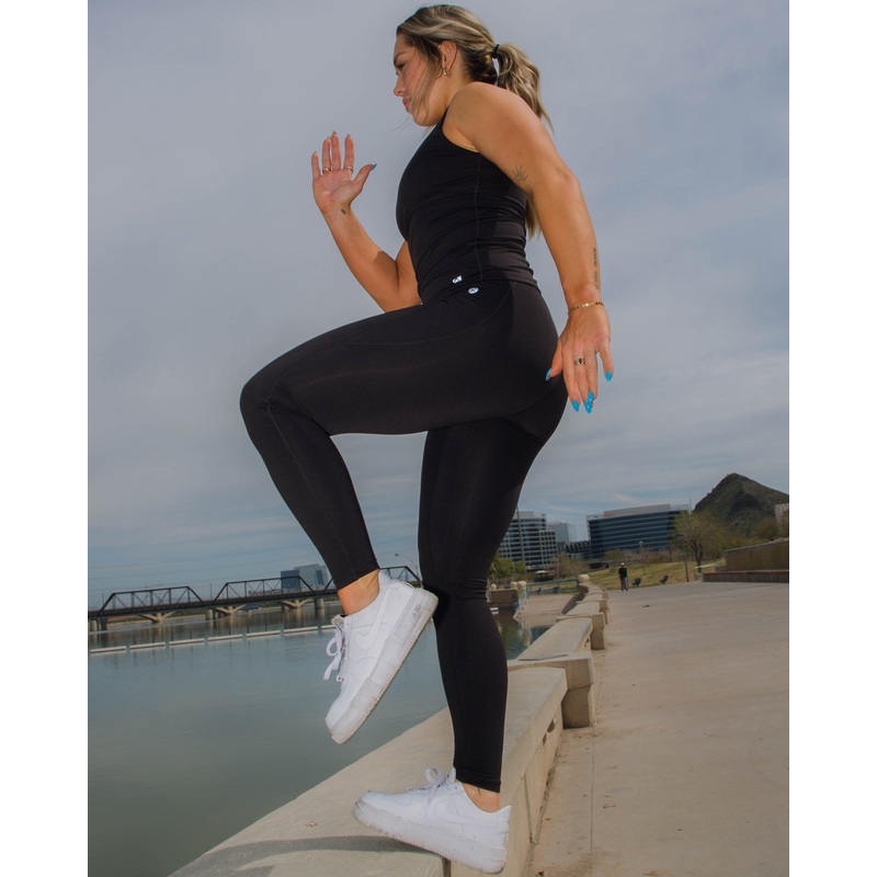 Women’s Classic Leggings – Black