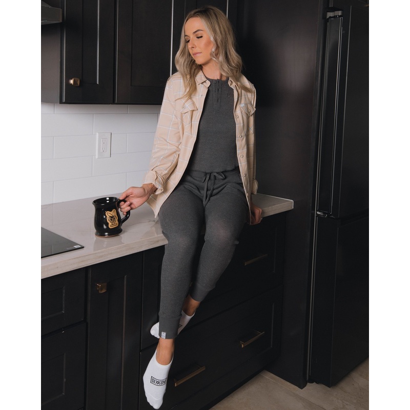 Women’s Waffle Knit Joggers – Dark Gray
