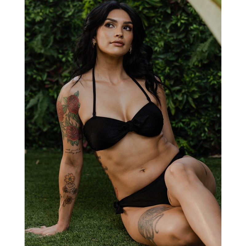 Women’s Stay Knotty Bikini Bottoms – Black