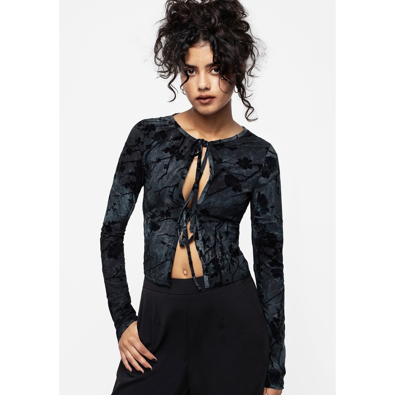 Wytchelm Tie Front Crop Top