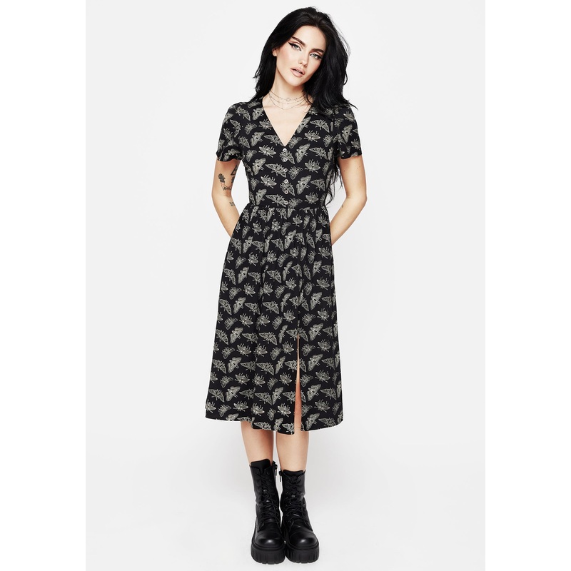 Mortmoth Short Sleeve Midi Dress