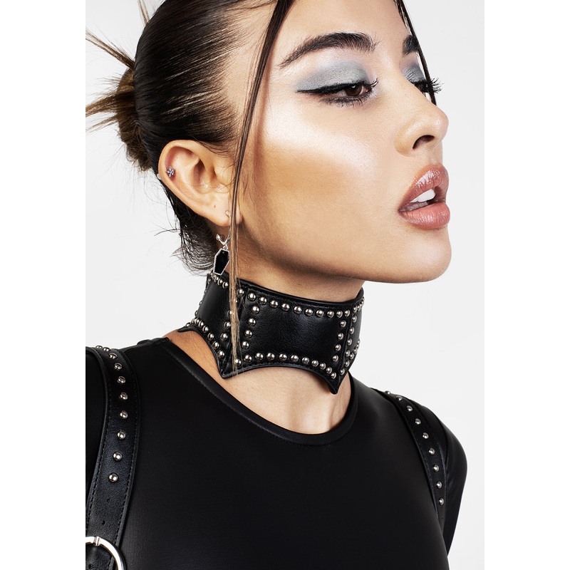 SELENE STUDDED CHOKER