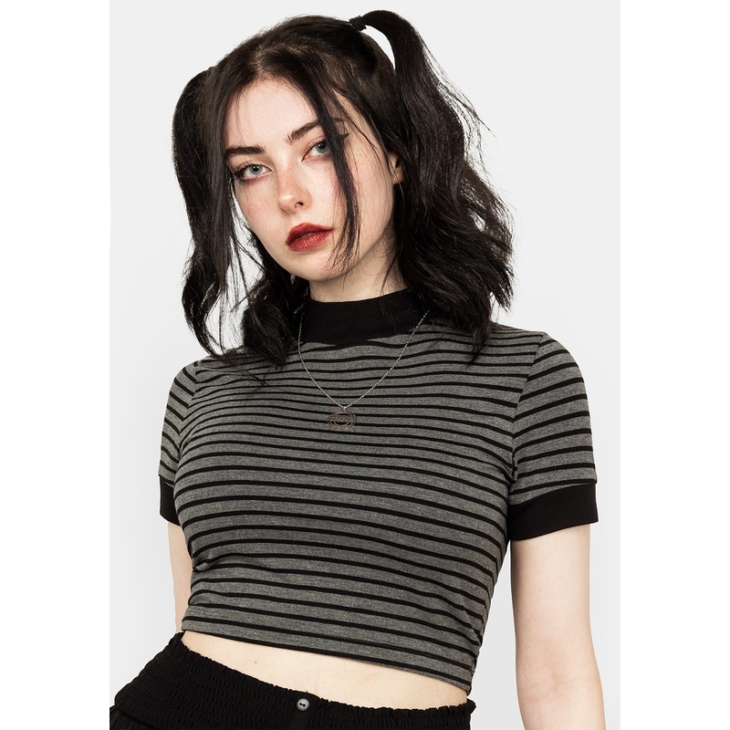 Moina Mock Neck Crop