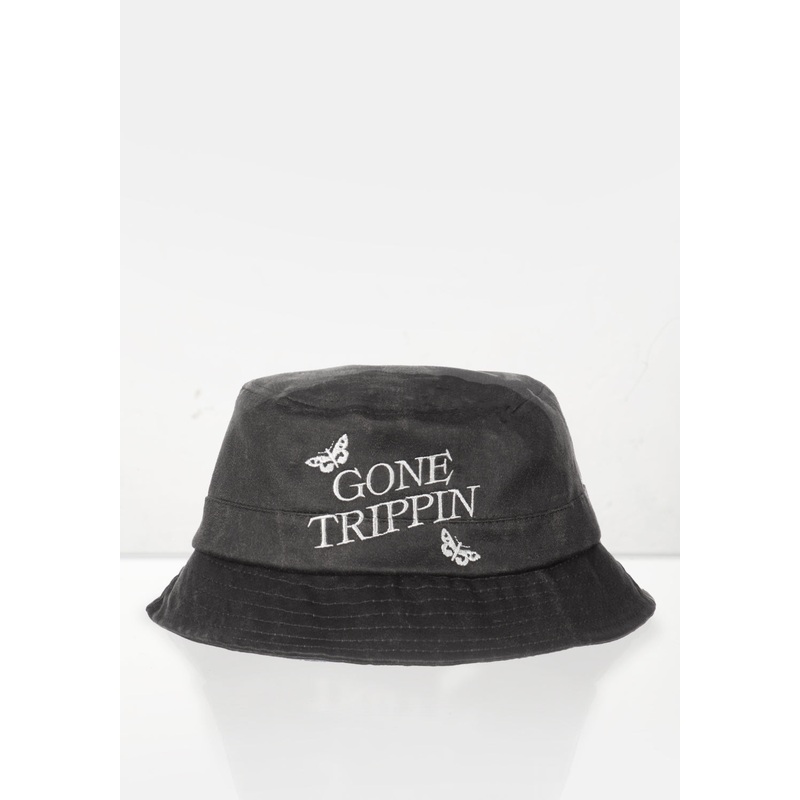 TRIPPIN BUCKET HAT