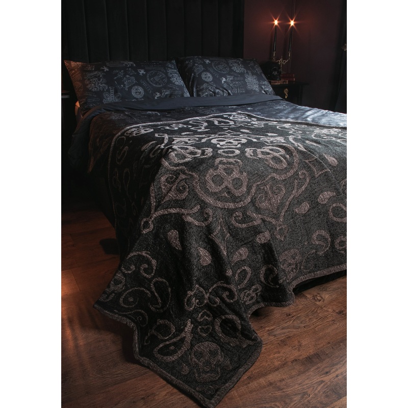 Anarchy Skull Jacquard Cotton Chenille Blanket