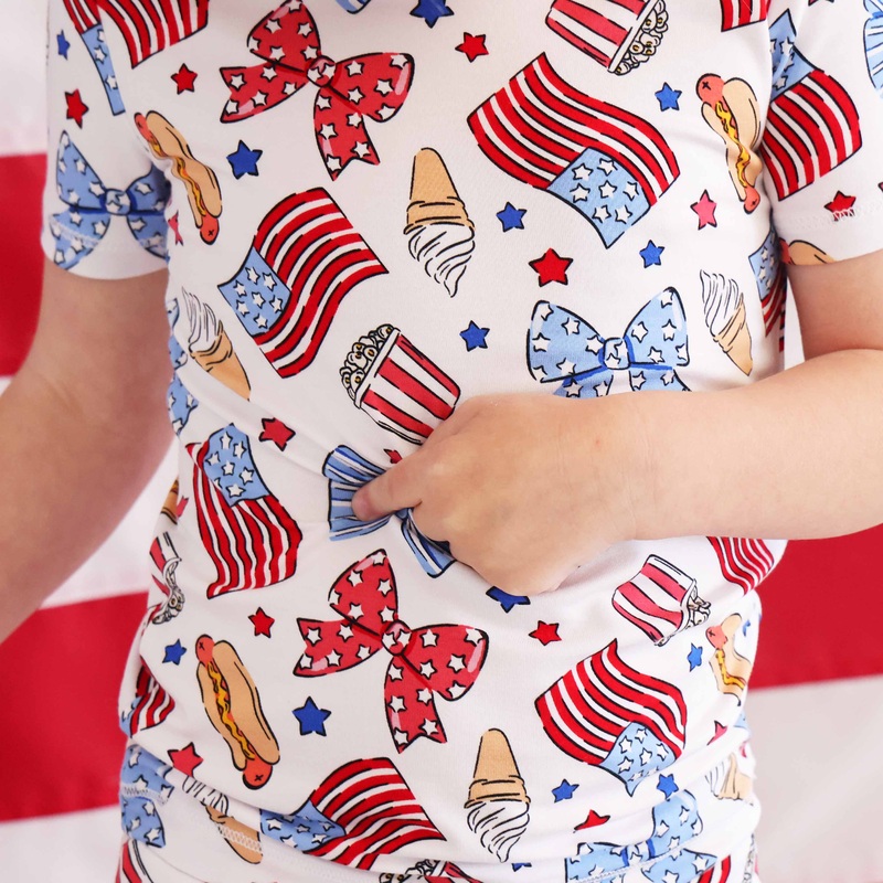 Two Piece Short Pajama Set | Party in the USA Bows