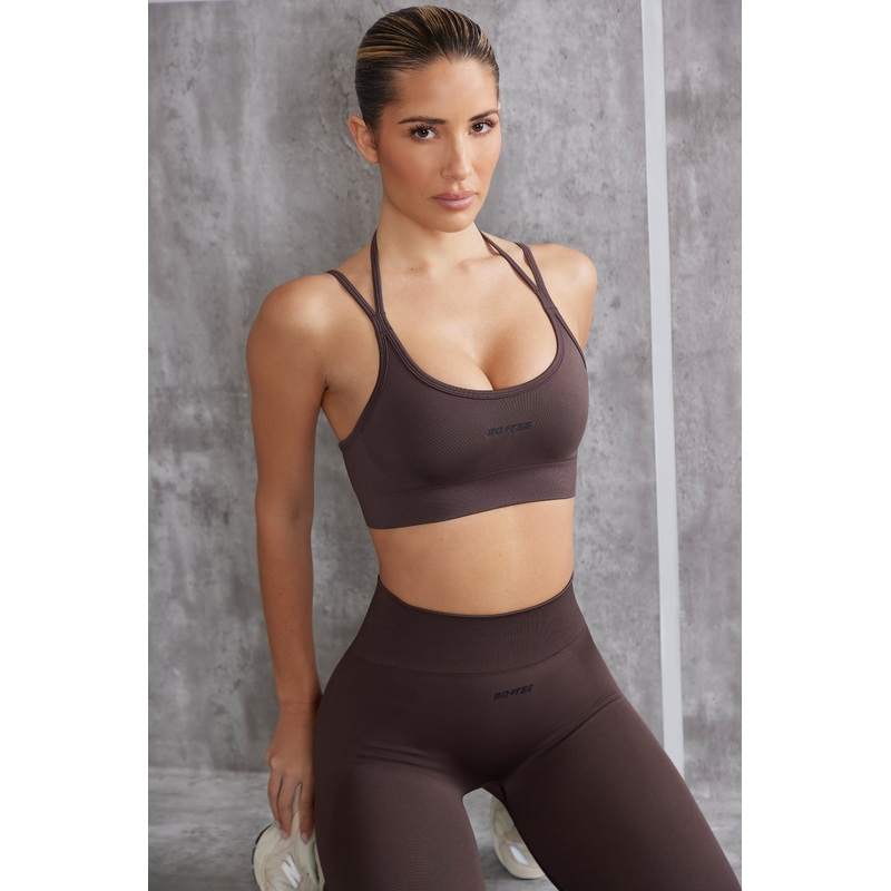 Aligned – Scoop Neck Sports Bra in Brown