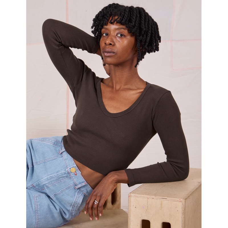 Long Sleeve V-Neck Tee – Espresso Brown *FINAL SALE*