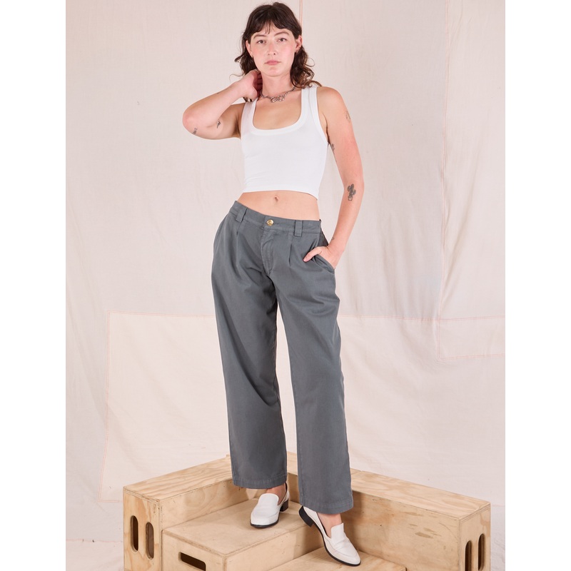 Mid-Rise Pleated Trousers – Slate Grey