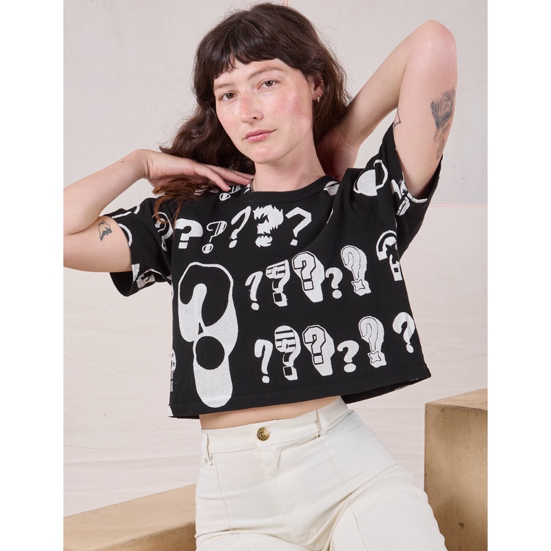 Cropped Burly Tee – ?? Basic Black ??