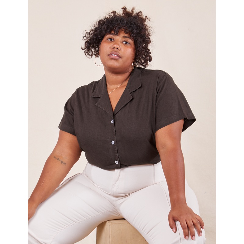 Pantry Button-Up – Espresso Brown