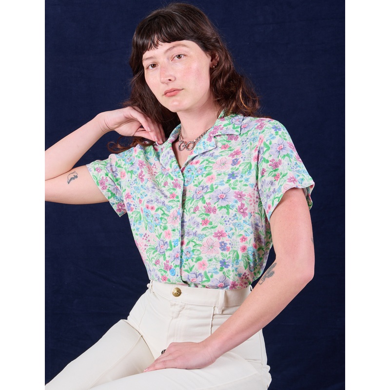Pantry Button-Up – Vintage Wallpaper