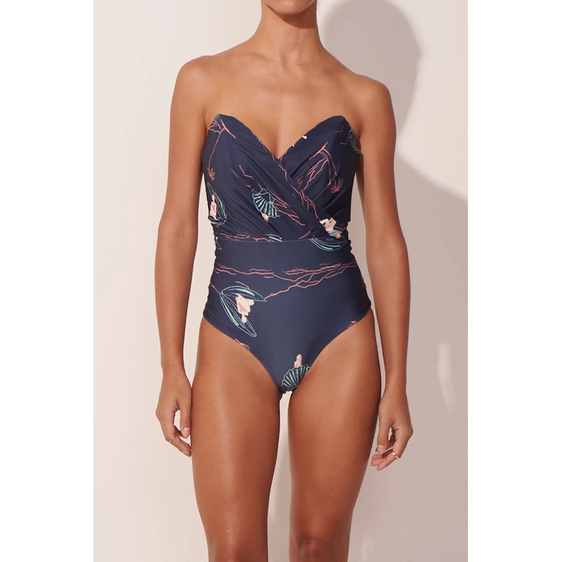 Meet me in my Seashell One Piece